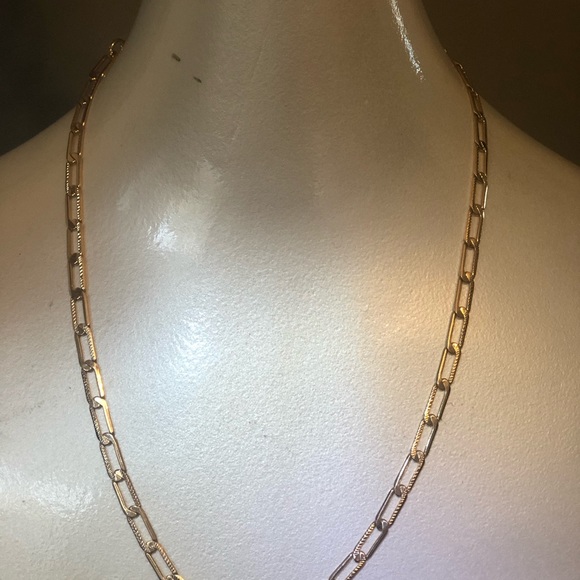Linked In Gold Chain - Picture 3 of 4